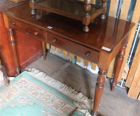 Victorian mahogany 2-drawer side table